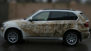 Illustration for article titled Ridiculous Airbrushed BMW X5 Is A Truly Russian Creation